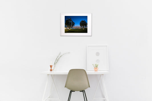 夕暮れのヨットハーバー