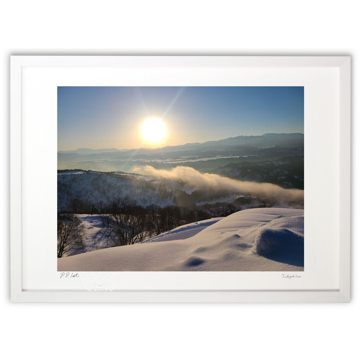 Sea of clouds and sunrise