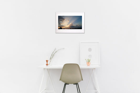 写真 太陽光線 夏の夕暮れ