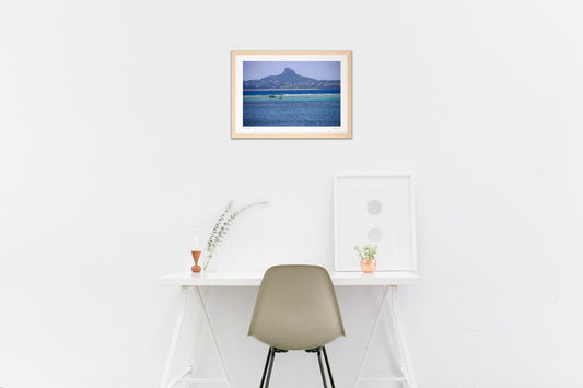 本部町より伊江島を望む