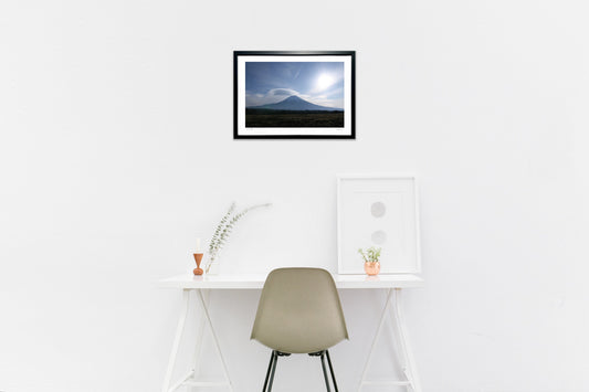 傘雲に朝日輝く