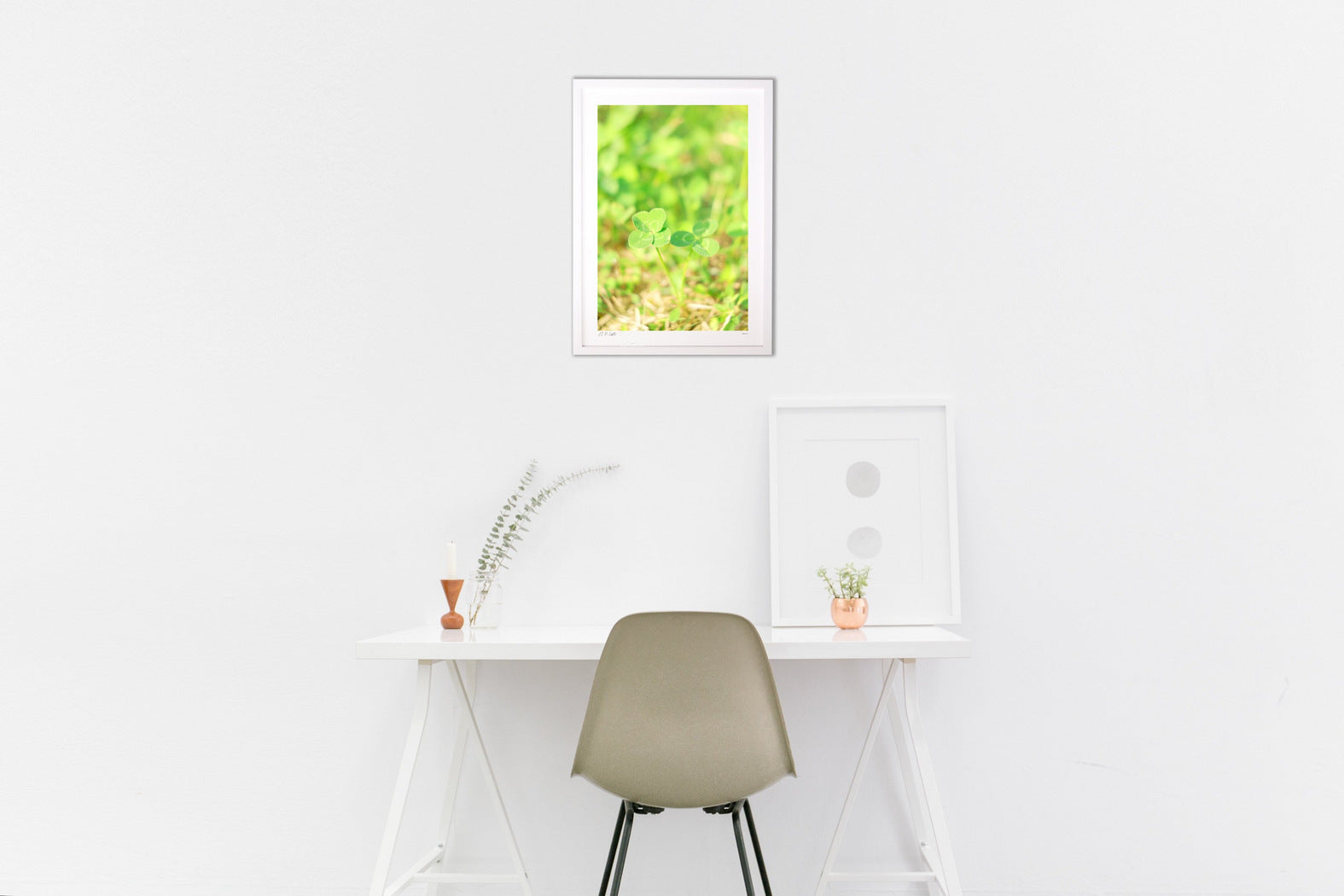 風水 幸運UP！四つ葉のクローバー【縦】 – 絵画や壁飾り販売｜風景投稿