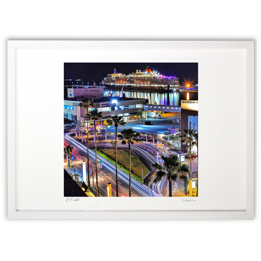 博多港とクルーズ船