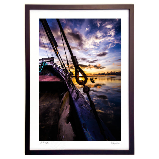 写真　ラグーンの朝(縦)