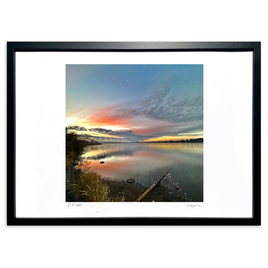 朝日の反射が美しい色を作り出す