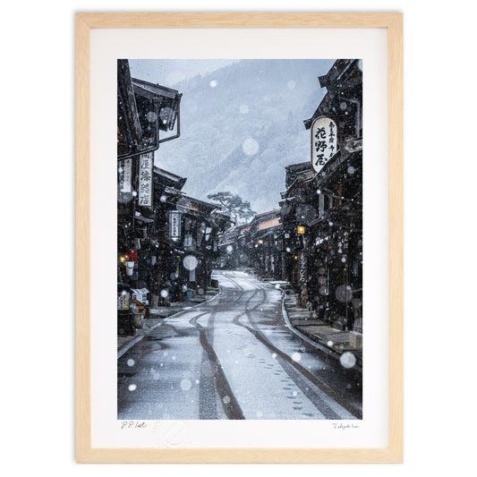 雪降る奈良井宿